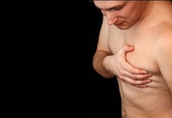 Banyak Pria Tak Sadar Bisa Kena Kanker Payudara