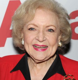 Betty White Masih Horny pada Usia 88 Tahun