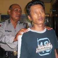 Gara-gara Menolong Pemabuk, Seorang Guru Dihajar