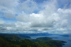 Toba Lake Iam in Love