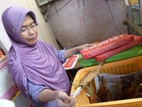 Belanja Sate Bandeng Ibu Aliyah, Yuk!