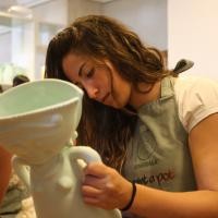 Bertenis, Surfing Sampai Memasak di Bali