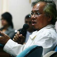 Rapat dengan KPK, Panda Nababan Berpakaian Serba Hitam