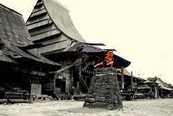 Tradisi Lompat Batu Nias