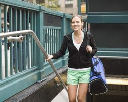 Tips Memilih Baju Olahraga Yang Tepat