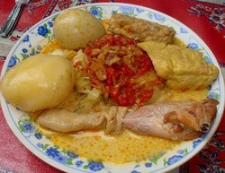 Komunitas Kuliner di Sekitar Kedai Kopi Tak Kie 