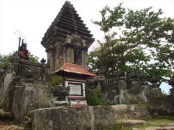 Pantai Balekambang miniatur Pantai Kuta