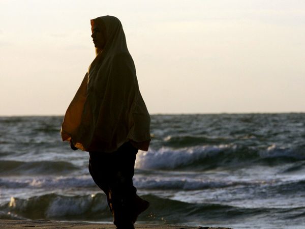 Pantai Arish, Pantai Wanita Berjilbab