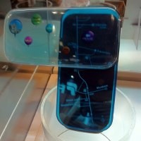 Ponsel UFO Muncul di Jepang