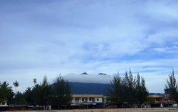 Pantai Stres di Ranai