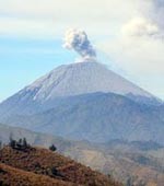 Suhu Udara di Semeru Capai Titik Beku, Pendaki Diminta Waspada