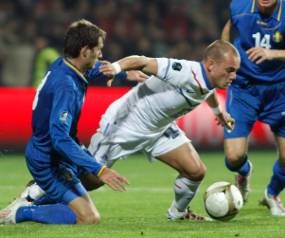 Terlalu Sedikit, Oranje