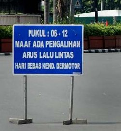 Jl Sudirman-Thamrin Jadi Lautan Biru, Rute Bus TransJ Dialihkan