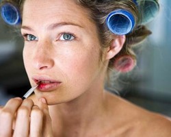 4 Kesalahan Memakai Make-up