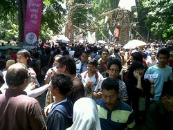 Pasar Barang di Pasar Seni ITB