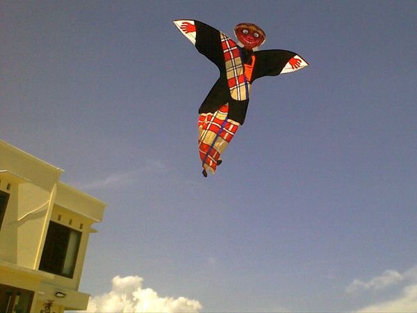 Cepot Terbang di Bandung