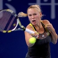 Ke Final, Wozniacki  Hadapi Zvonareva