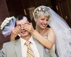 Jatuh Cinta Bisa Membuat Buta