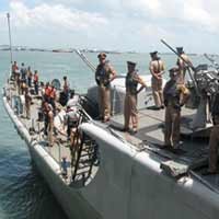 KRI Dewantara dan KRI Surabaya Merapat di Lampung