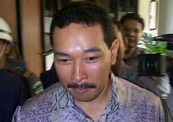 Tommy Soeharto Gugat Garuda Rp 25 M