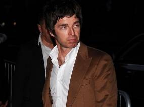 Noel Ajak Tevez Ngeband