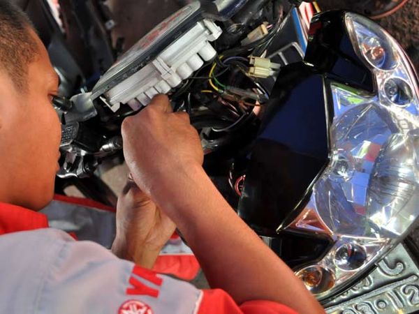 Sosialisasi Menyalakan Lampu Motor