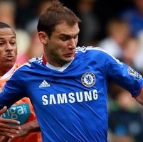 Chelsea Pagari Ivanovic dengan Kontrak Baru
