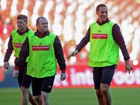 Simpati Zlatko untuk Rooney