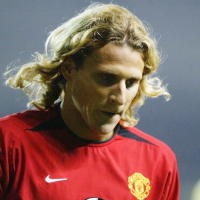 Forlan Belajar di Old Trafford