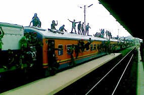 Suporter Serbu Bandung