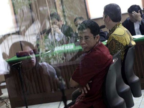 Misbakhun Dituntut 8 Tahun Penjara