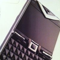 Vertu Constellation Quest, Ponsel Qwerty Mewah