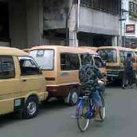 Unjuk Rasa Sopir Lyn R Nyaris Ricuh  