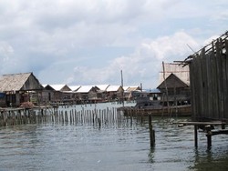 Perkampungan Suku Mantang