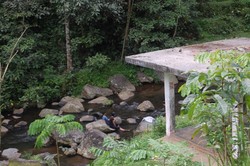 Segarnya Mandi di curug Ceheng
