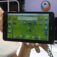 ZTE Light Tak Dilepas Bebas