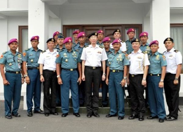 Royal Singapore Navy Kunjungi Pasmar-I