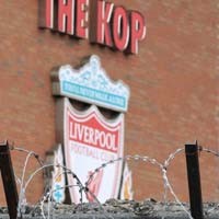 Lim Mundur, Liverpool Kian Dekat ke NESV