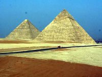 Kemegahan Piramida Giza