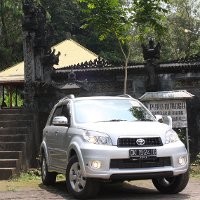 Test Drive Toyota Rush