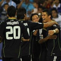 Higuain-Ronaldo Bawa Madrid Puncaki Klasemen