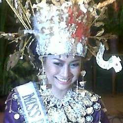 Ikut Miss International, Zukriatul Hafizah Menari Betawi