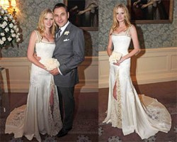 Lara Stone Ingin Kenakan Gaun Pernikahan Setiap Hari