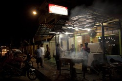 Ikan Bakar Samandar, Berbisa Tetapi Nikmat 