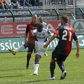 Suporter Rasis, Cagliari Diganjar Denda