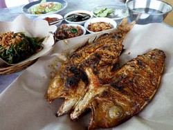 Ikan Bakar Jimbaran Minus Pantai