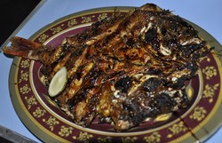 Pasar Tradisional Kupang disaat Pagi dan Malam