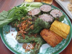 Sedap Gurih Nasi Bakar Sambal Belut 