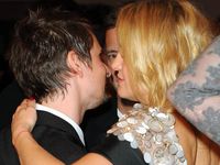 Mesranya Kate Hudson-Matt Bellamy