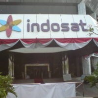 Penguatan Rupiah Pangkas Laba Indosat 63,4%